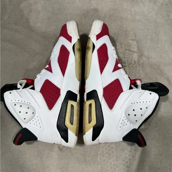 Air Jordan 6 Retro "Carmine" - Picture 8 of 11